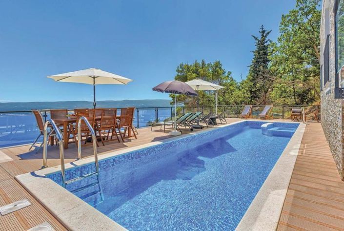 Image No.10-4 Bed Property for sale