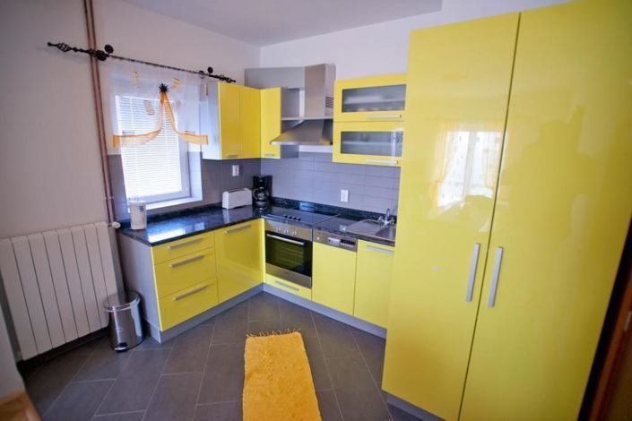 Image No.13-10 Bed Property for sale