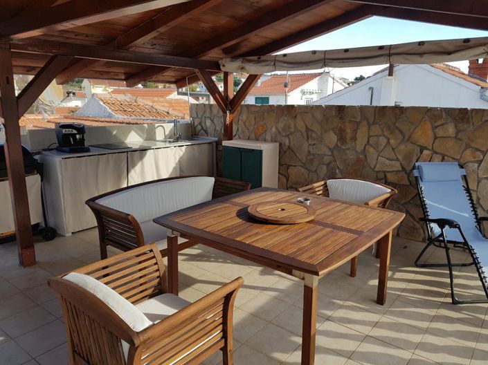 Image No.4-3 Bed Property for sale