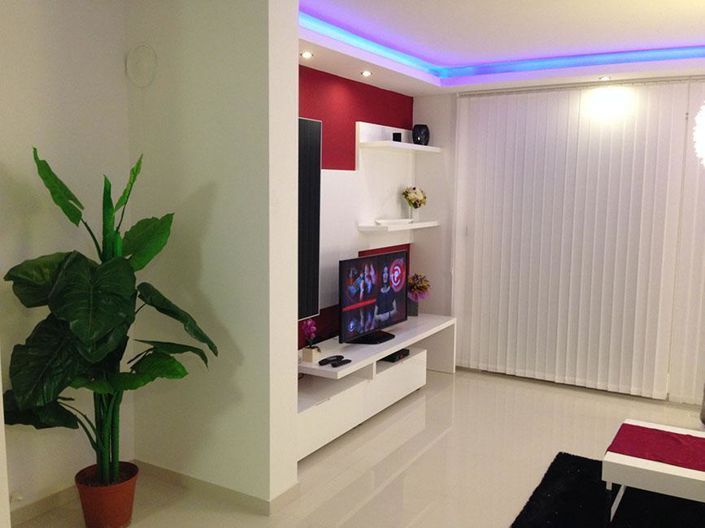 Image No.8-6 Bed Property for sale