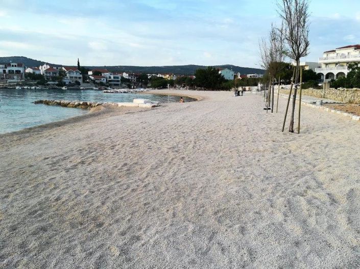 Image No.4-10 Bed Property for sale