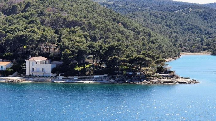 Image No.8-4 Bed Property for sale