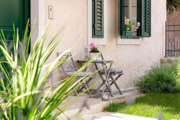 Image No.16-3 Bed Property for sale