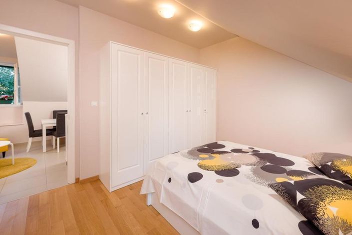 Image No.3-3 Bed Property for sale