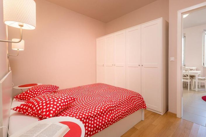 Image No.8-3 Bed Property for sale