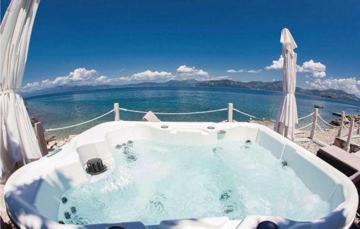 Image No.3-6 Bed Property for sale