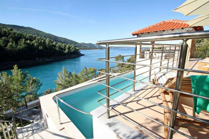 Image No.1-Propriété de 4 chambres à vendre à Croatie