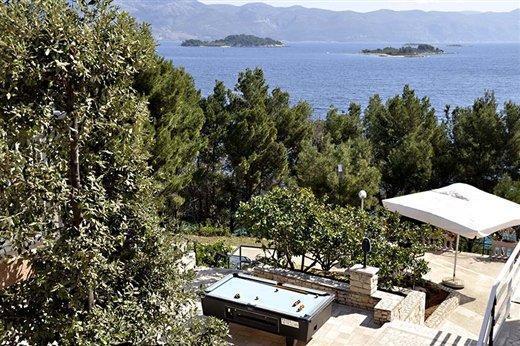 Image No.13-21 Bed Property for sale