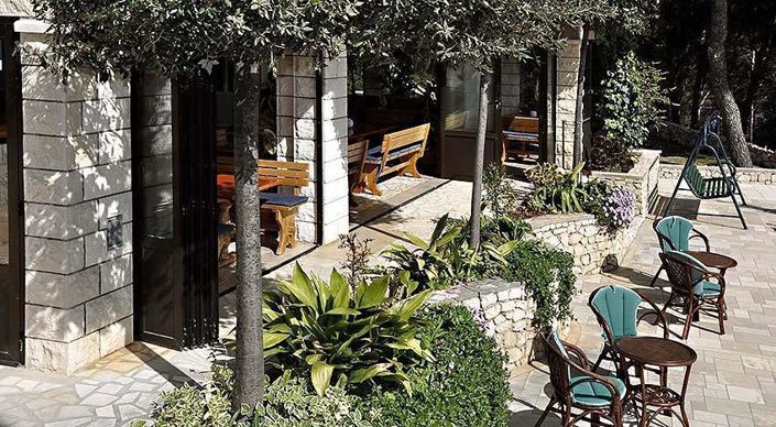 Image No.9-21 Bed Property for sale