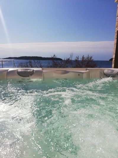 Image No.12-4 Bed Property for sale