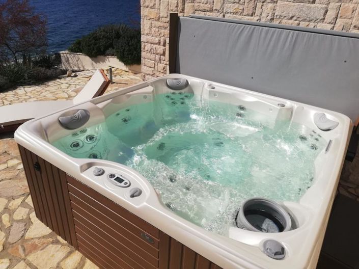 Image No.8-4 Bed Property for sale