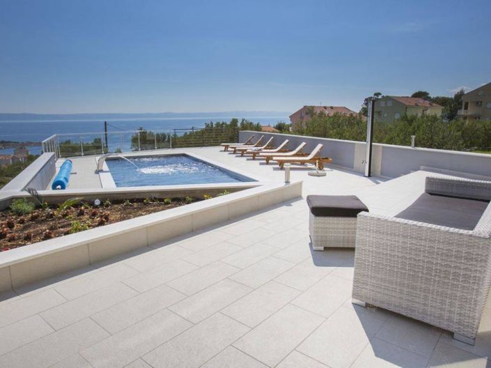 Image No.1-Propriété de 4 chambres à vendre à Makarska