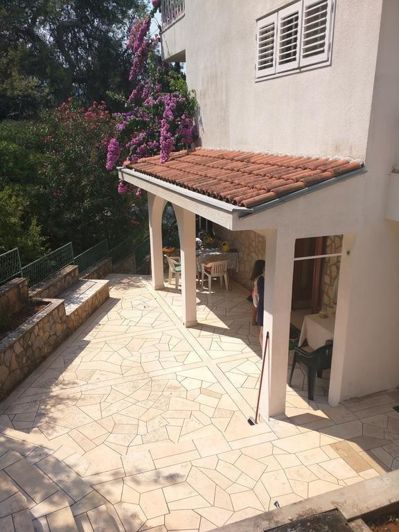 Image No.15-5 Bed Property for sale