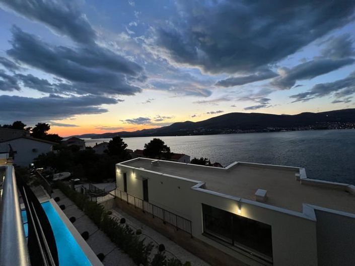 Image No.23-4 Bed Property for sale