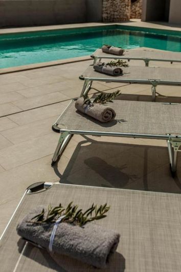 Image No.22-4 Bed Property for sale