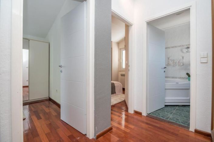 Image No.24-Propriété de 5 chambres à vendre à Trogir