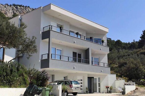Image No.1-Propriété de 8 chambres à vendre à Croatie