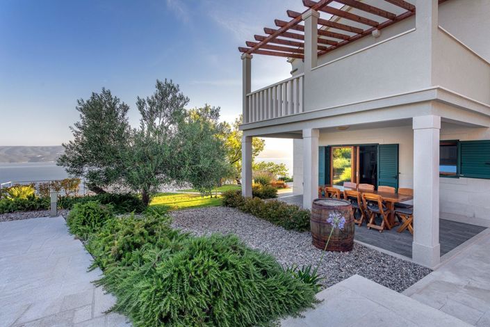 Image No.22-4 Bed Property for sale