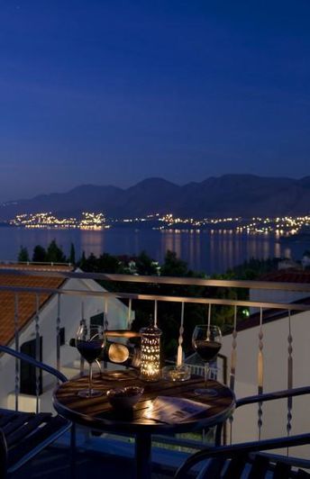 Image No.24-13 Bed Property for sale