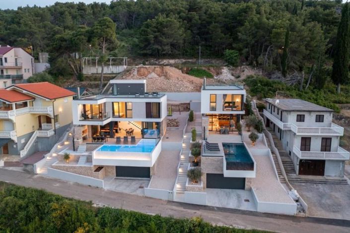 Image No.4-3 Bed Property for sale