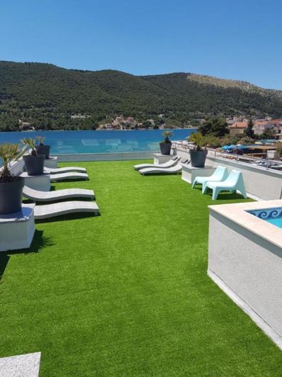 Image No.20-7 Bed Property for sale