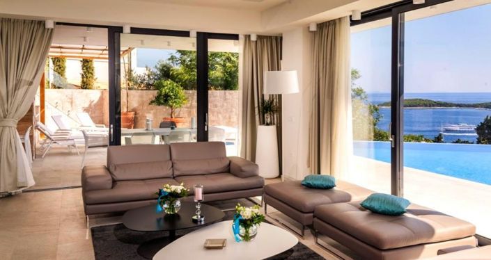 Image No.15-4 Bed Property for sale