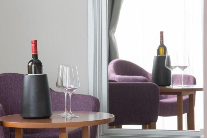 Image No.21-19 Bed Property for sale