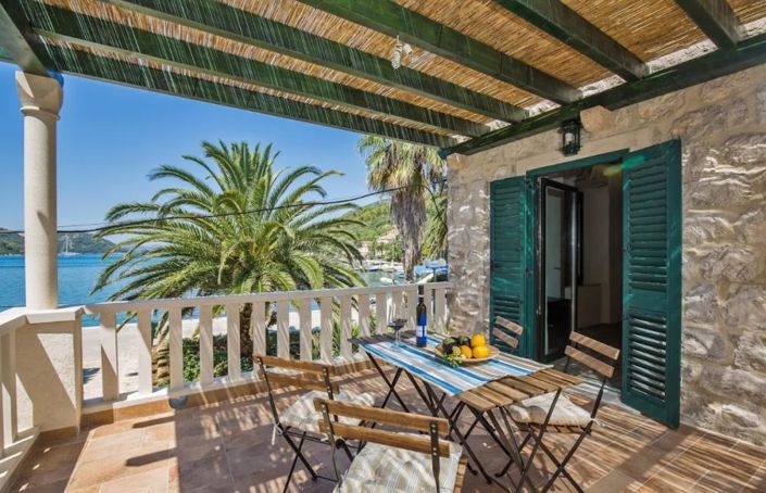 Image No.2-3 Bed Property for sale