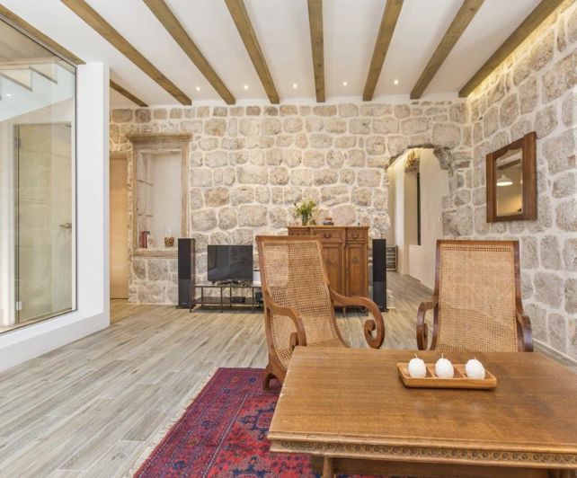 Image No.23-3 Bed Property for sale