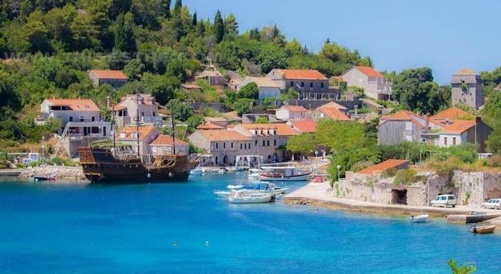 Image No.5-3 Bed Property for sale