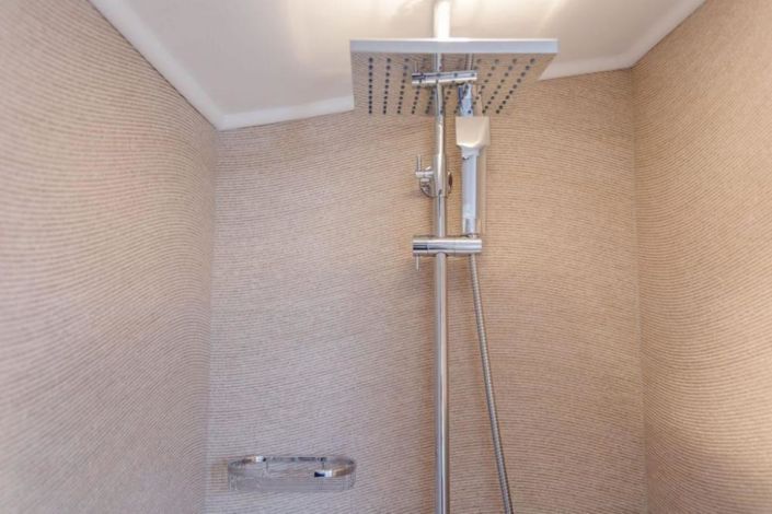 Image No.25-4 Bed Property for sale