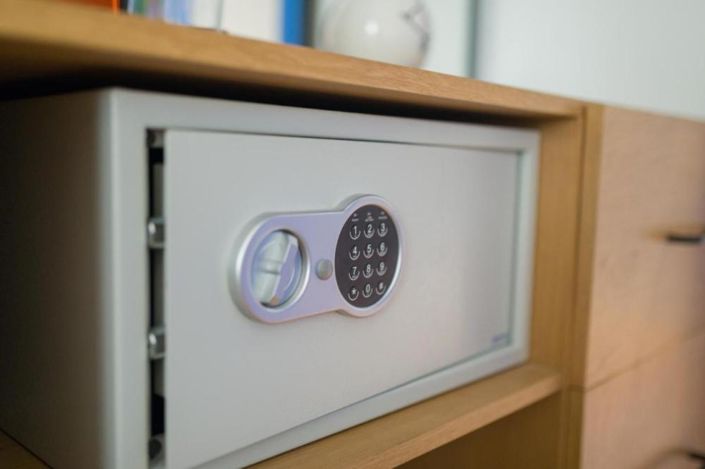 Image No.16-3 Bed Property for sale