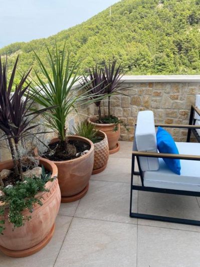 Image No.6-3 Bed Property for sale