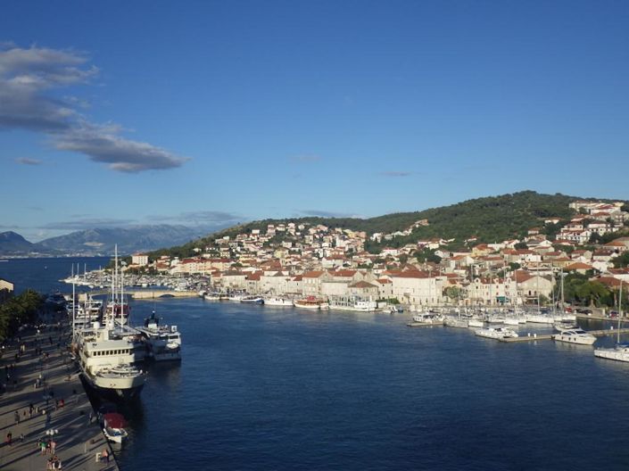 Image No.3-Propriété de 18 chambres à vendre à Trogir