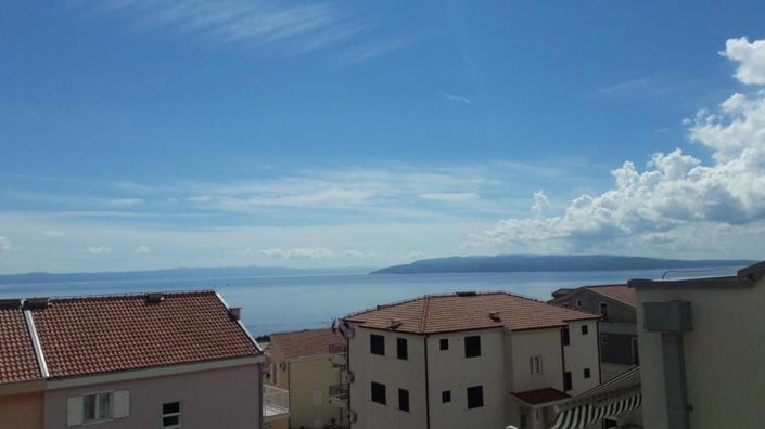 Image No.2-12 Bed Property for sale