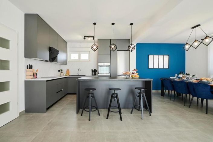 Image No.6-4 Bed Property for sale