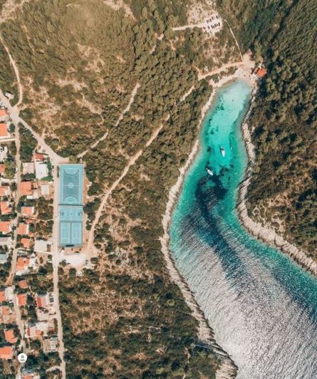 Image No.14-4 Bed Property for sale