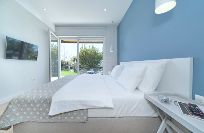 Image No.13-4 Bed Property for sale