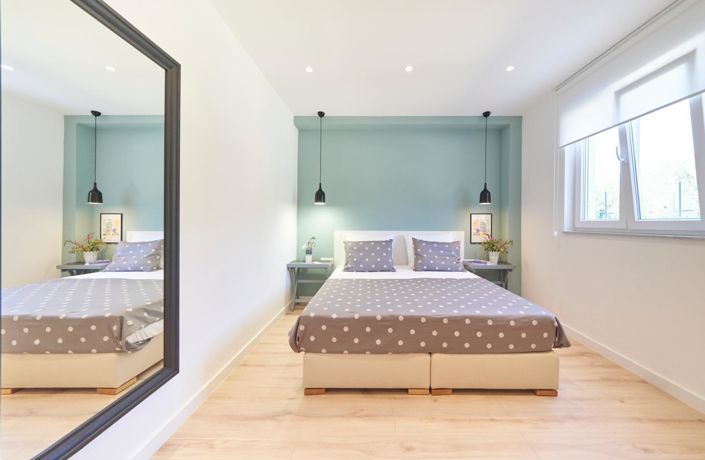 Image No.24-4 Bed Property for sale