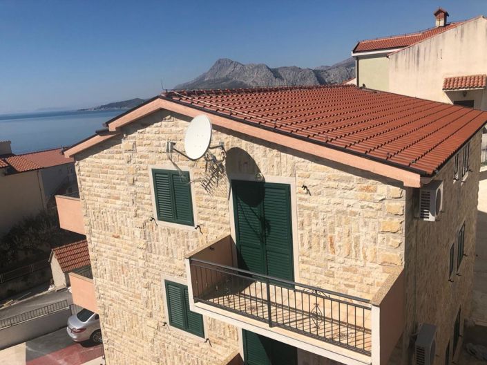 Image No.1-Propriété de 9 chambres à vendre à Omiš