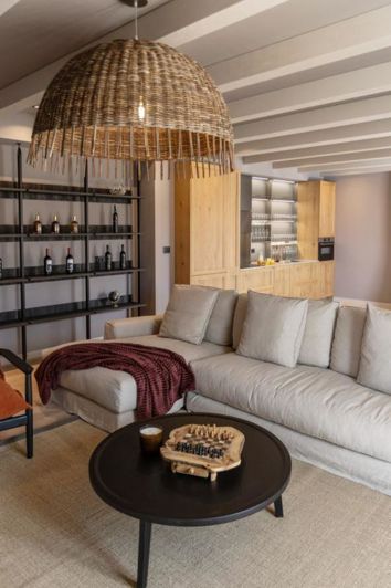 Image No.23-3 Bed Property for sale