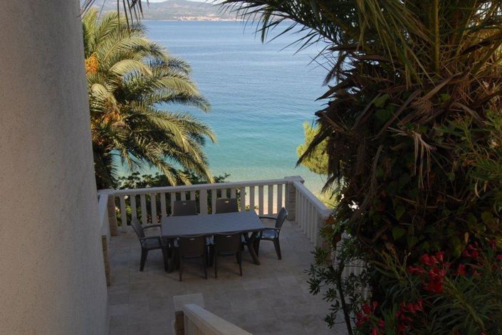 Image No.10-5 Bed Property for sale