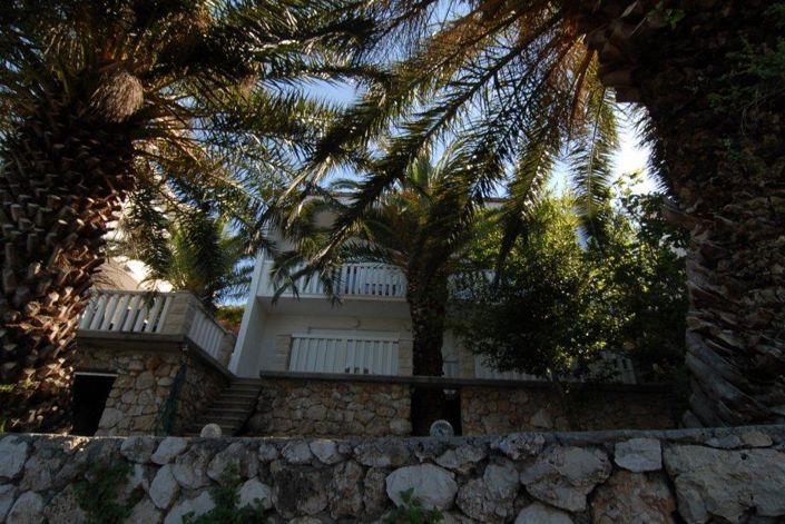 Image No.13-5 Bed Property for sale