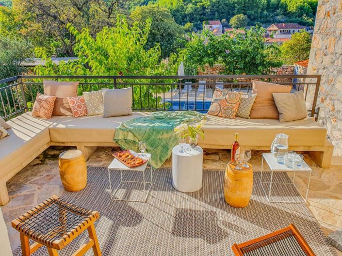 Image No.9-4 Bed Property for sale