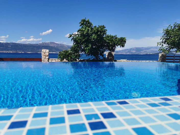 Image No.2-Propriété de 6 chambres à vendre à Croatie