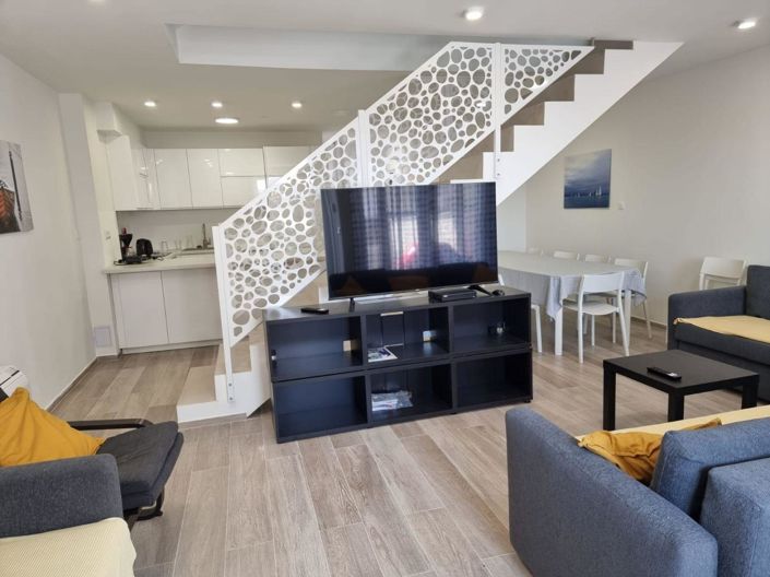 Image No.10-Propriété de 5 chambres à vendre à Privlaka