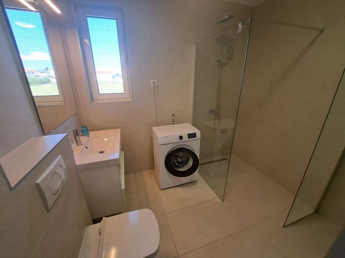 Image No.20-Propriété de 5 chambres à vendre à Privlaka