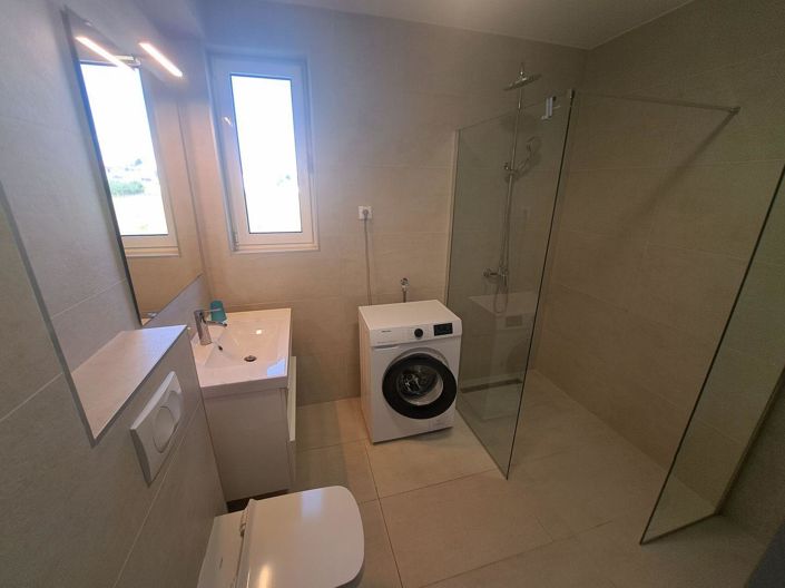 Image No.21-Propriété de 5 chambres à vendre à Privlaka