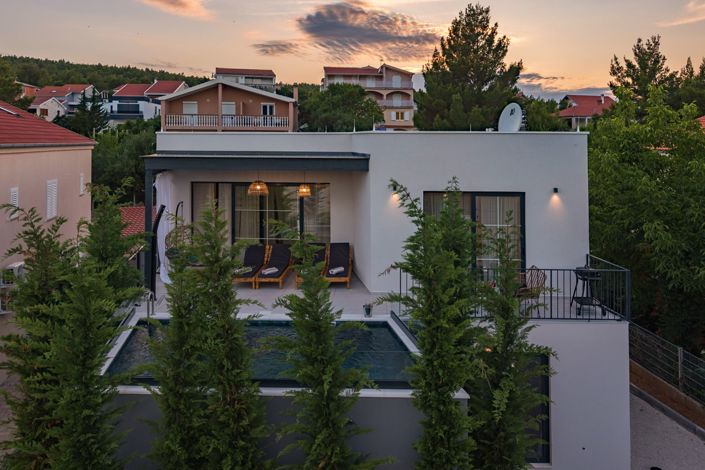 Image No.5-2 Bed Property for sale