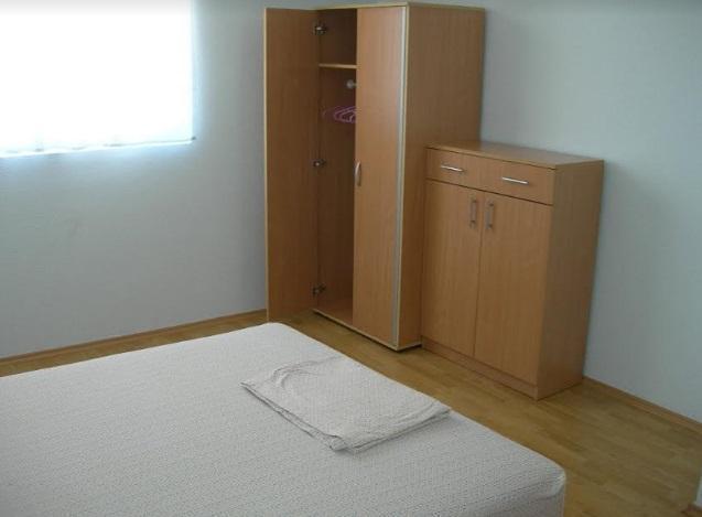 Image No.7-6 Bed Property for sale